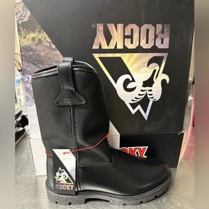 Brand new rocky boots in the box